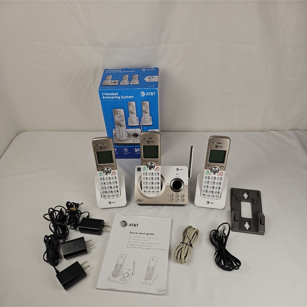 AT&T DL72319 3-Handset Cordless Phone